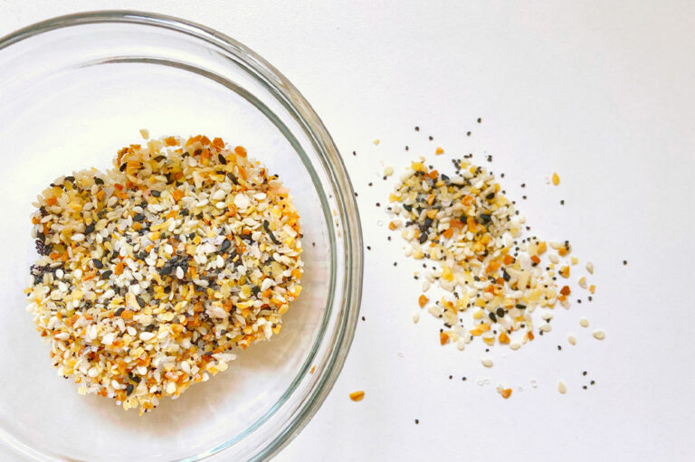 6 herbs and spices for managing cancer symptoms