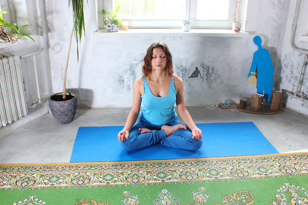 Depression – 7 yoga poses to manage the symptoms