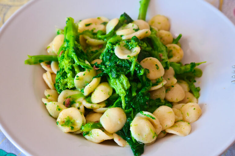 Dry eyes – Vitamin-rich foods to eat for symptom management